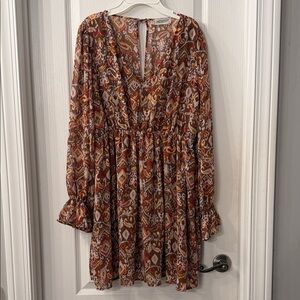 Brown Paisley V-Neck Long Sleeve Mini Dress